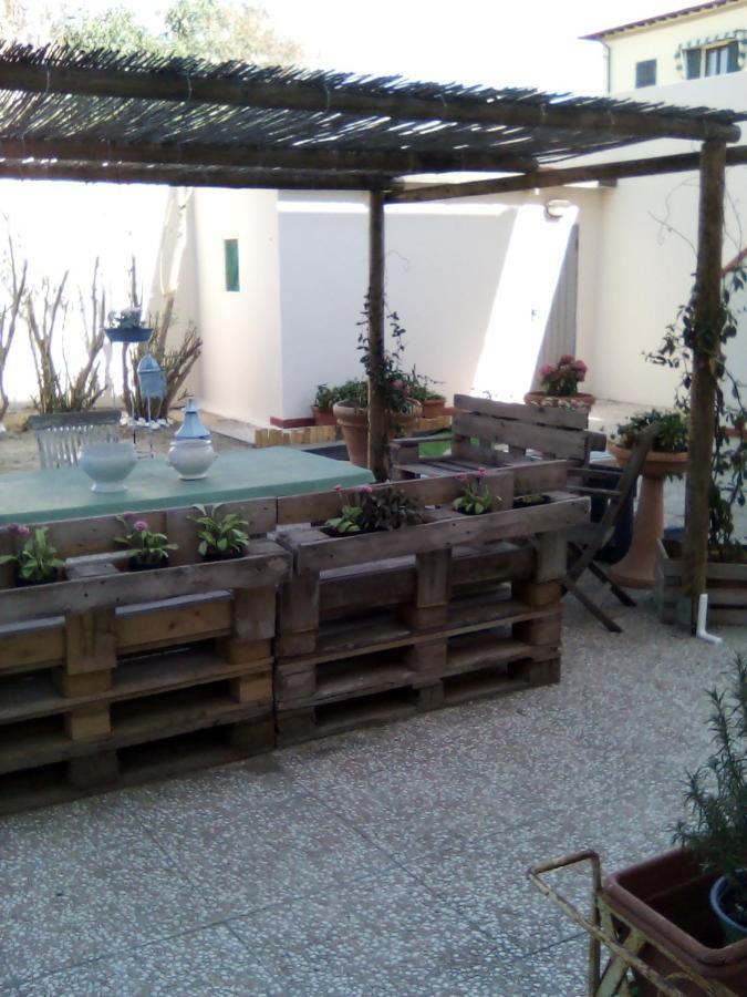 200Metri Dal Mare Raffinato Chalet Con Giardino Apartman Marina Di Pisa Kültér fotó