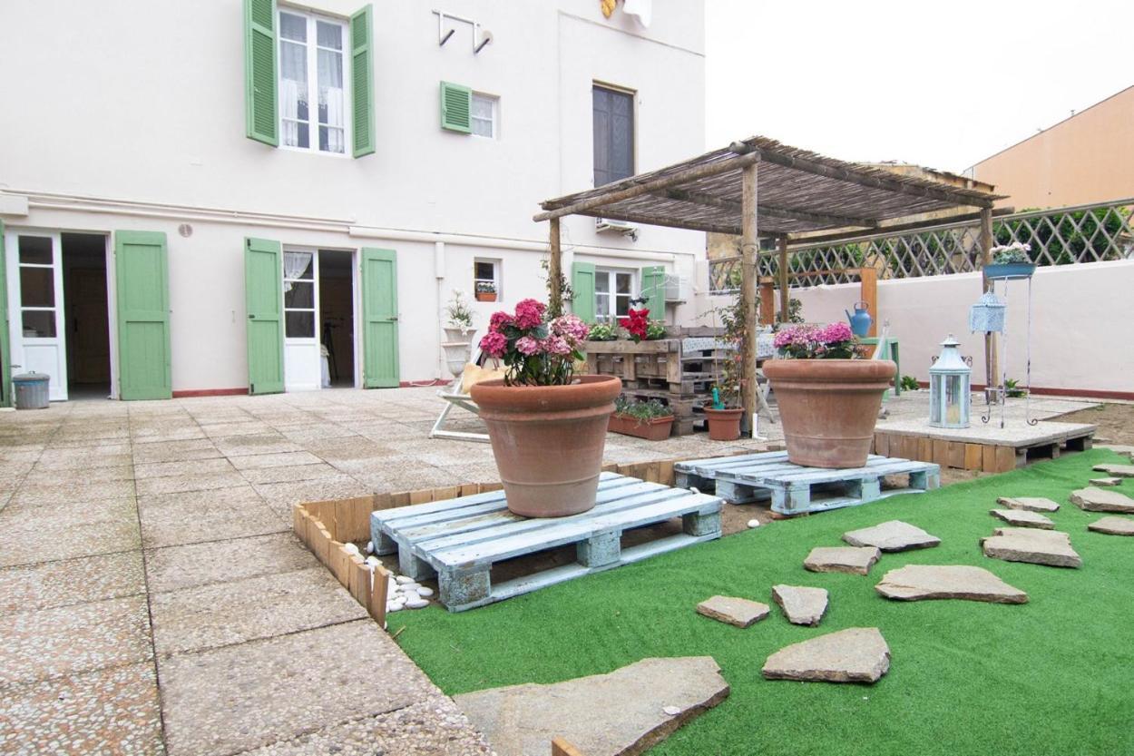 200Metri Dal Mare Raffinato Chalet Con Giardino Apartman Marina Di Pisa Kültér fotó