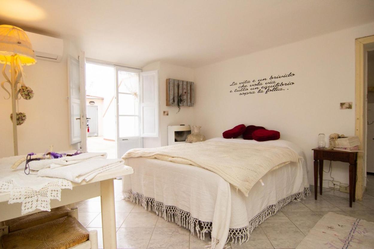 200Metri Dal Mare Raffinato Chalet Con Giardino Apartman Marina Di Pisa Kültér fotó